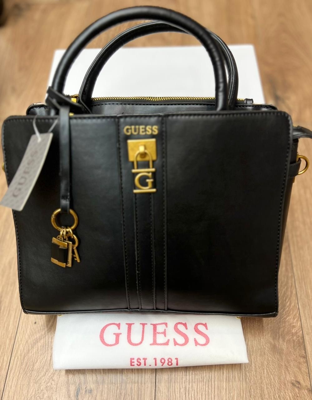 сумка guess,сумка женская guess,guess сумка тоут,сумка,guess сумка шоппер
