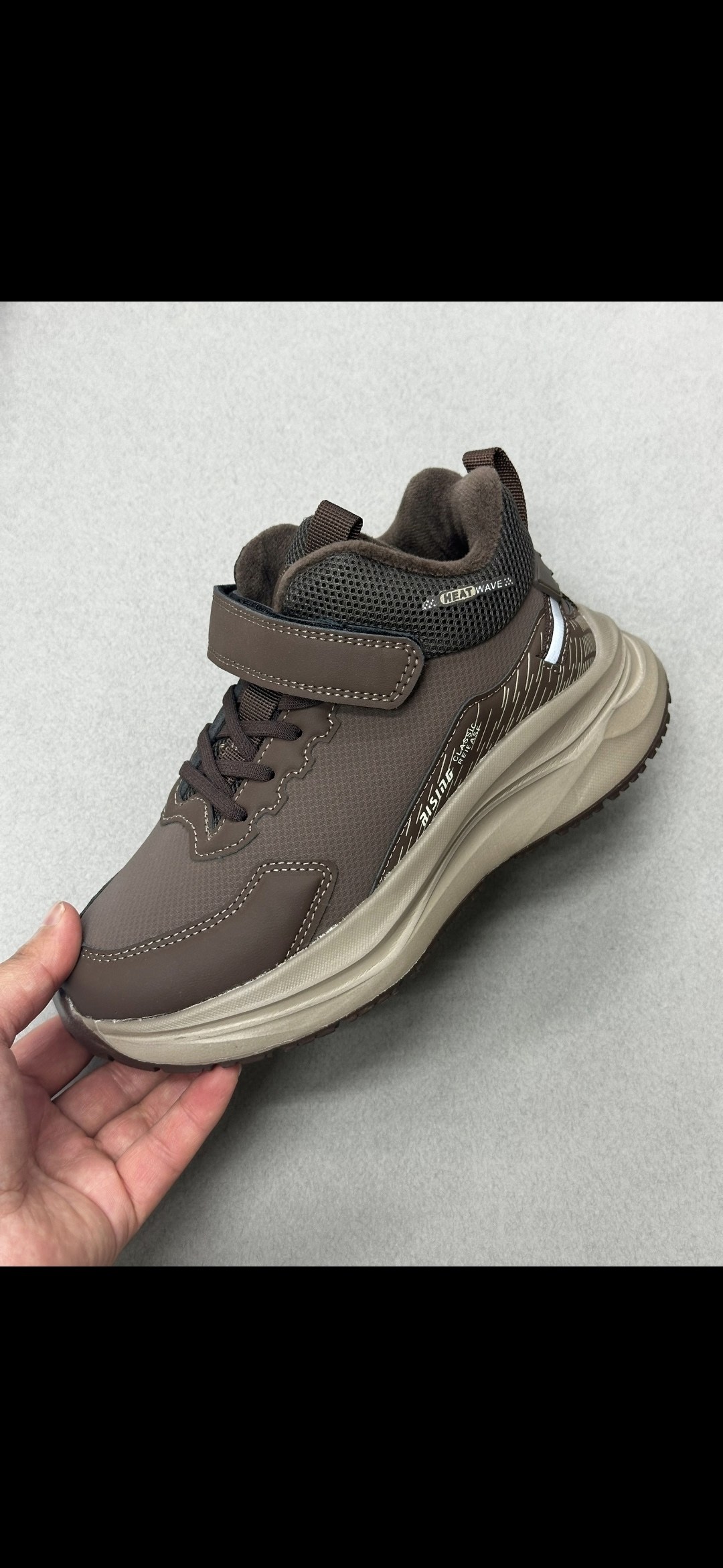 кроссовки,,спортивная ,кроссовки мальчику,merrell  детская