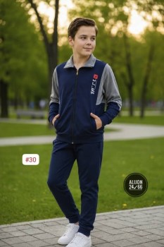 Костюм