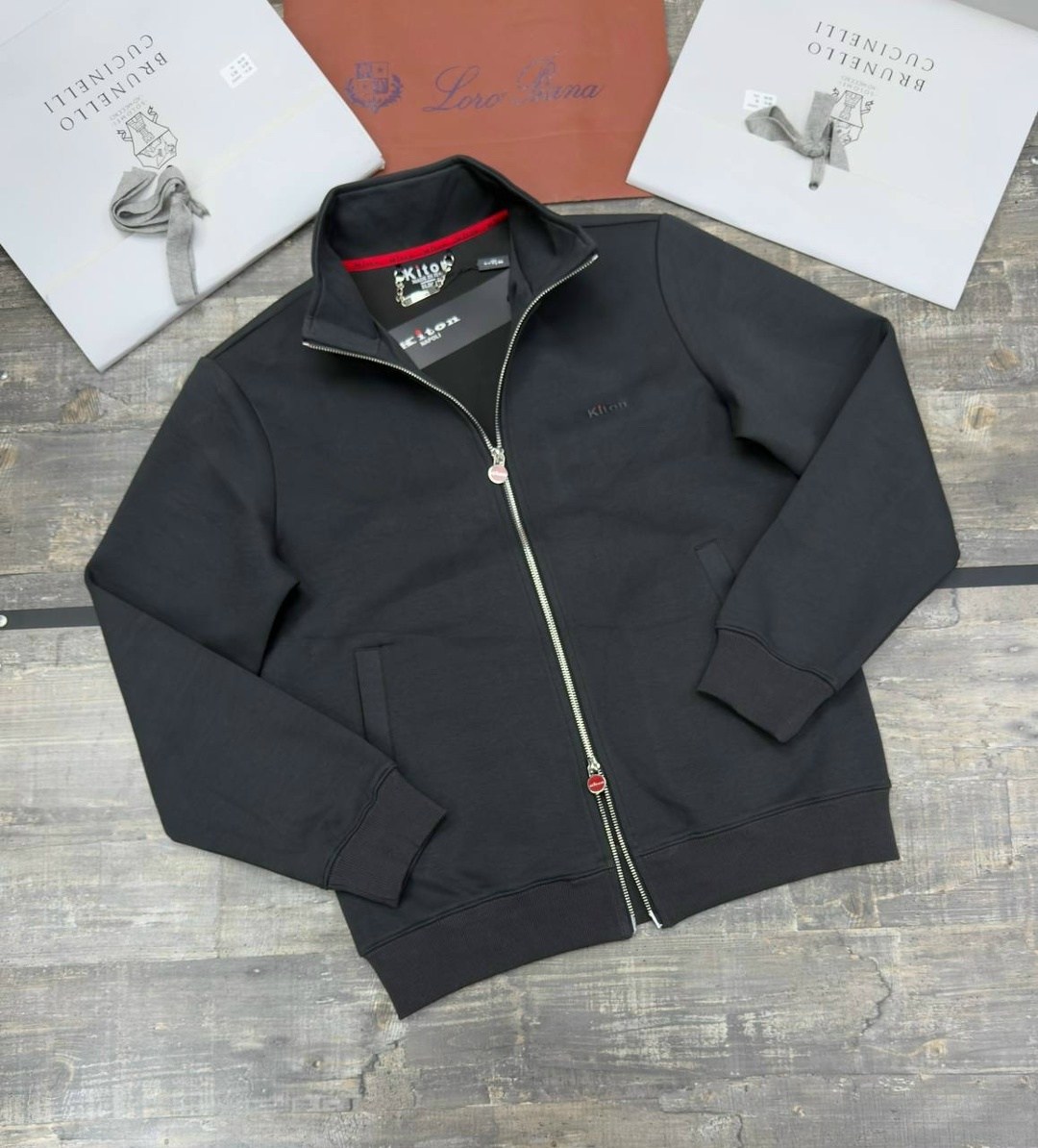 мужской спортивный костюм,спортивный костюм tommy hilfiger,спортивный костюм hugo boss,костюм спортивный,спортивный костюм kiton
