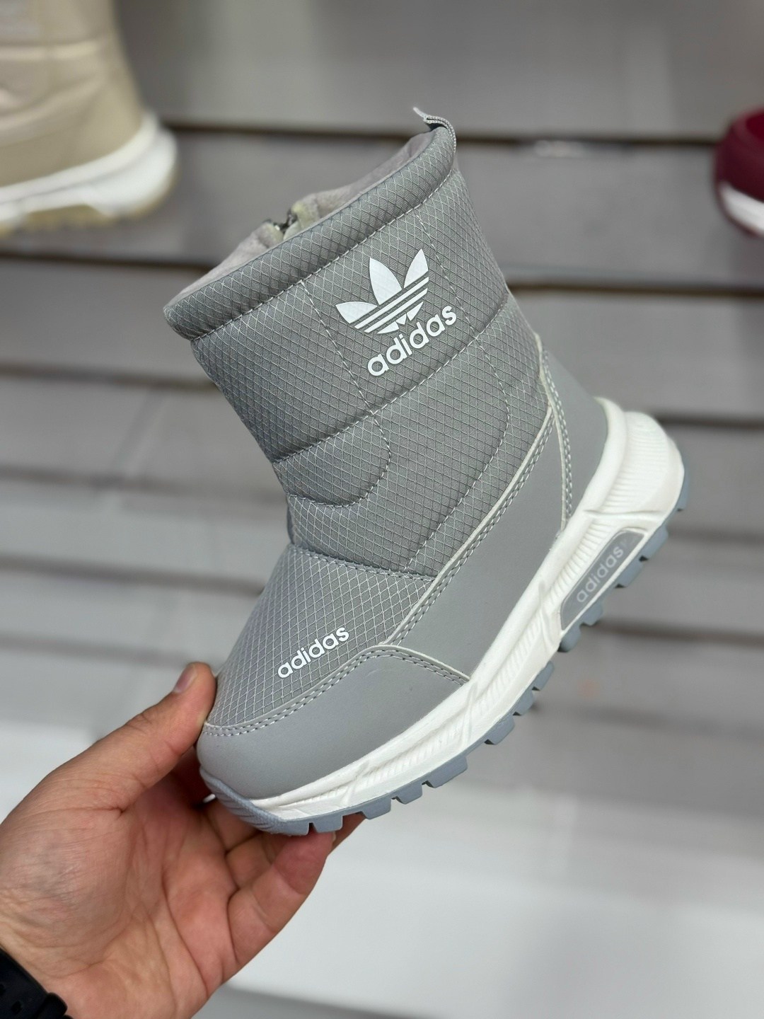 дутики adidas,дутики адидас,,зимние сапоги adidas,детские дутики