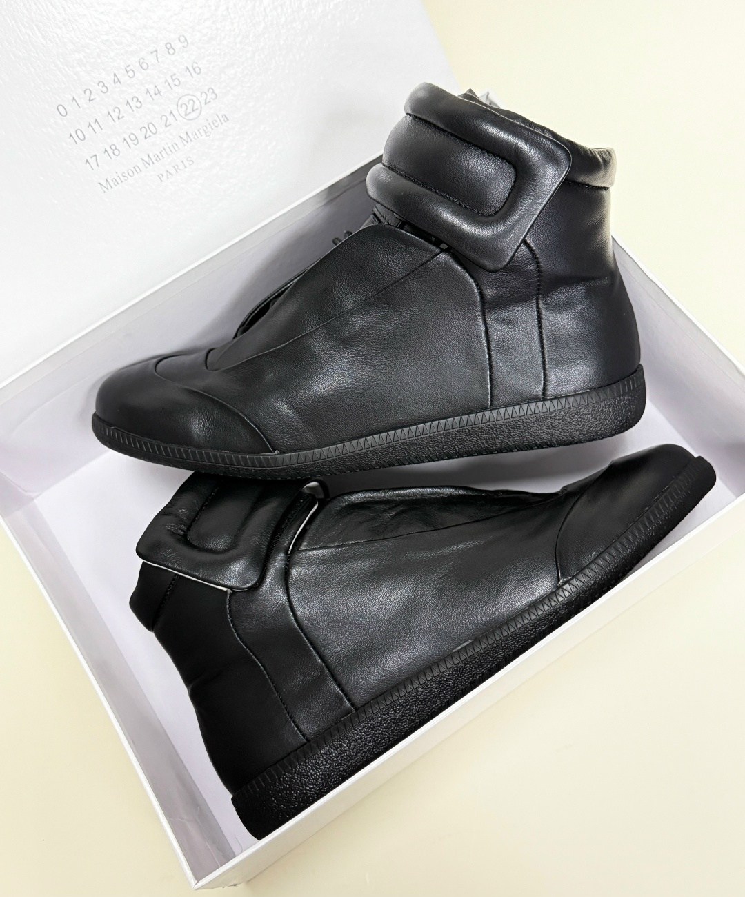 maison margiela future black men 10 43 leather high top sneakers,кроссовки maison margiela future,,maison margiela future high top sneakers,мейсон марджела кроссовки