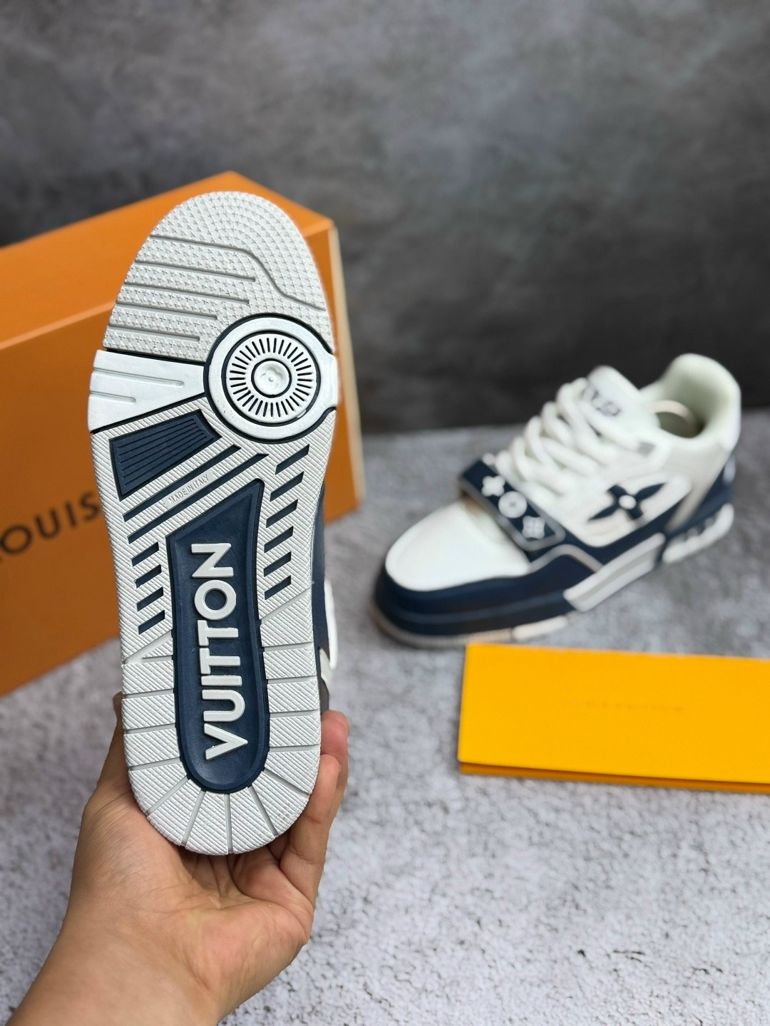 кроссовки louis vuitton,кроссовки louis vuitton trainer,кроссовки,луи виттон кроссовки,кроссовки louis vuitton louis vuitton кроссовки