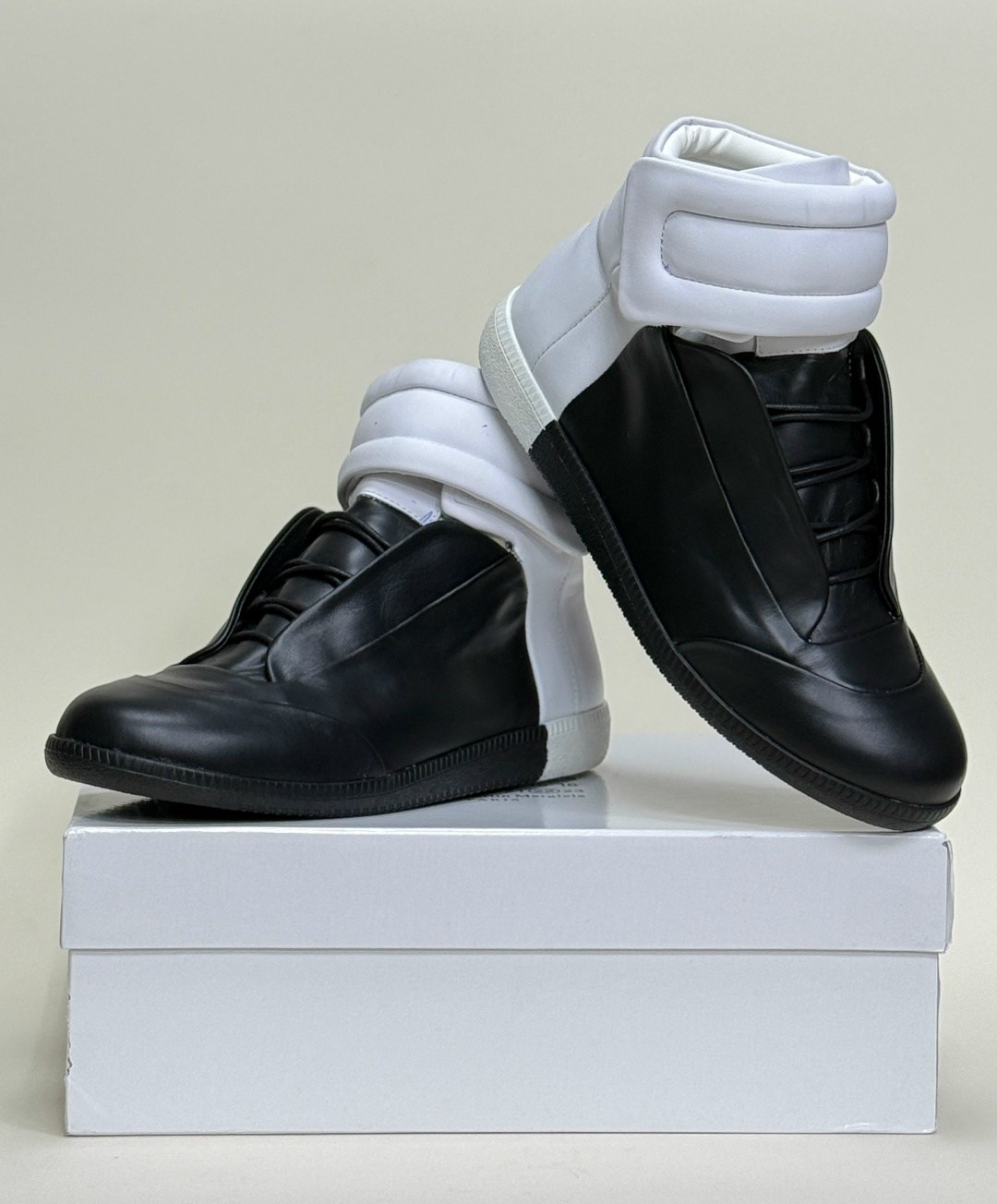 кроссовки maison margiela future,мейсон марджела кроссовки высокие,кроссовки maison margiela future high,,кроссовки maison margiela