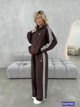 Костюм