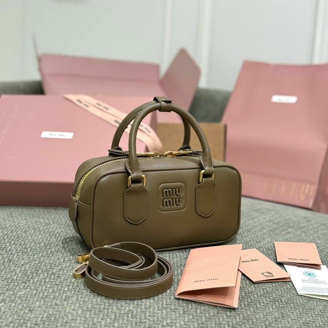 сумка miu miu женская,сумка miu miu,сумка,сумка женская miu miu кожаная люкс,сумка миу миу