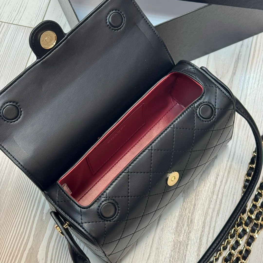 сумка chanel,женская сумка chanel,сумка chanel сумка chanel,сумка через плечо chanel,классическая сумка chanel