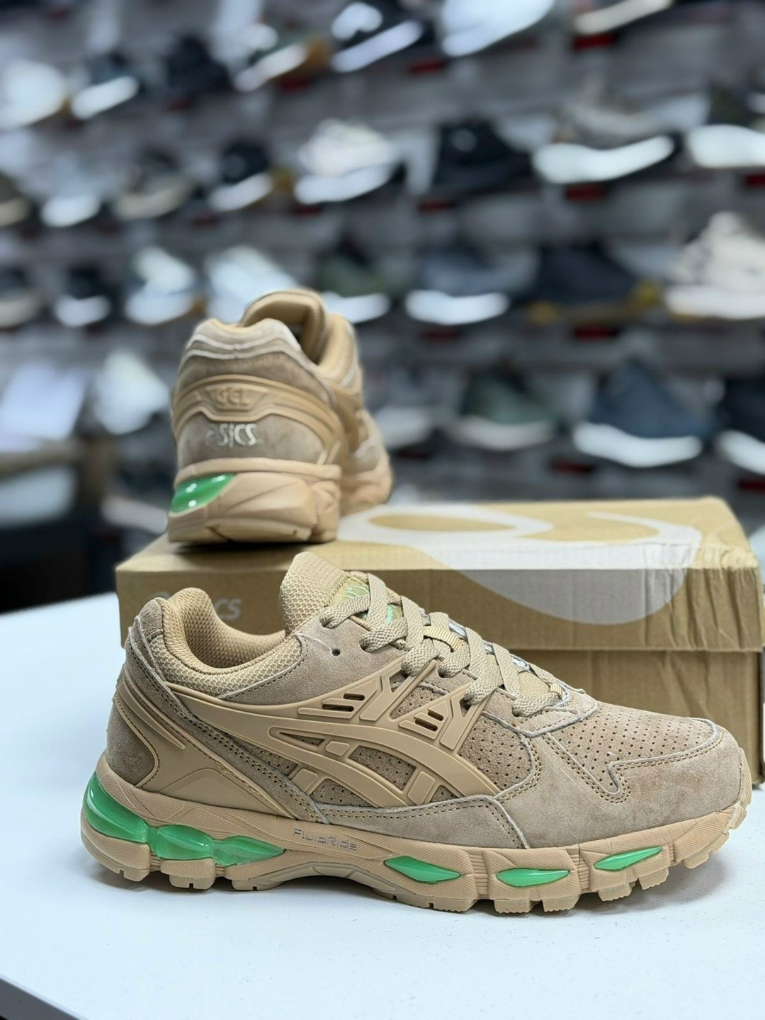 мужские кроссовки asics,мужской кроссовки,кроссовки asics,кроссовки asics gel kayano trainer,кроссовки