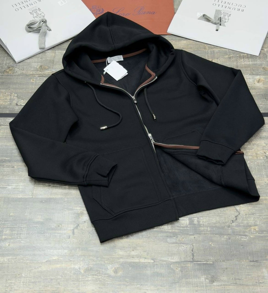 спортивный костюм brunello cucinelli,спортивный костюм мужской brunello cucinelli,костюм brunello cucinelli,спортивный костюм loro piana,спортивные костюмы