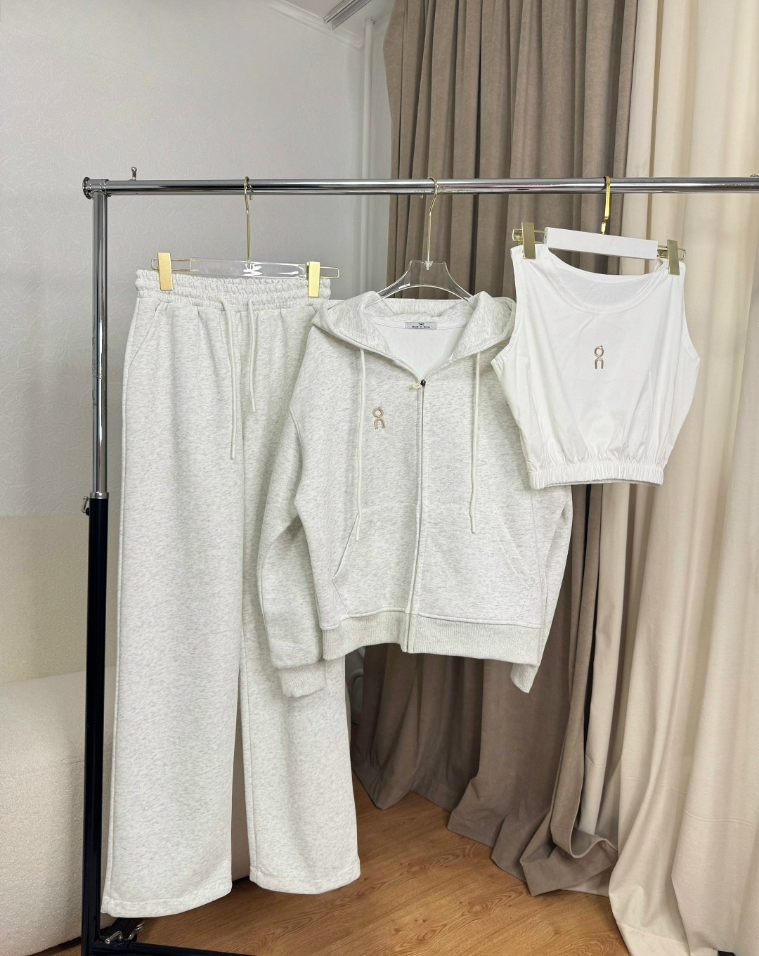 спортивный костюм brunello cucinelli,спортивные костюмы женские,спортивный костюм,костюм женский,повседневный костюм