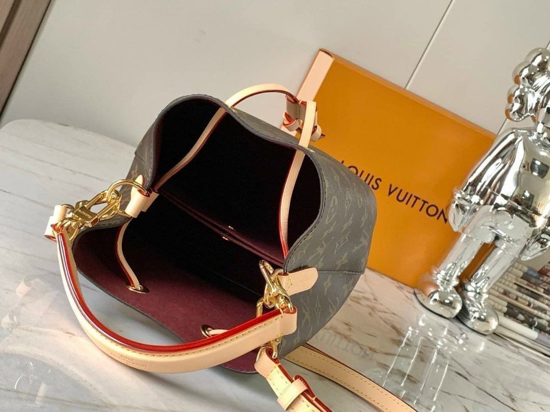 cумка louis vuitton,louis vuitton сумка на плечо,сумка женская louis vuitton,сумка торба louis vuitton,louis vuitton сумка на плечо ведро