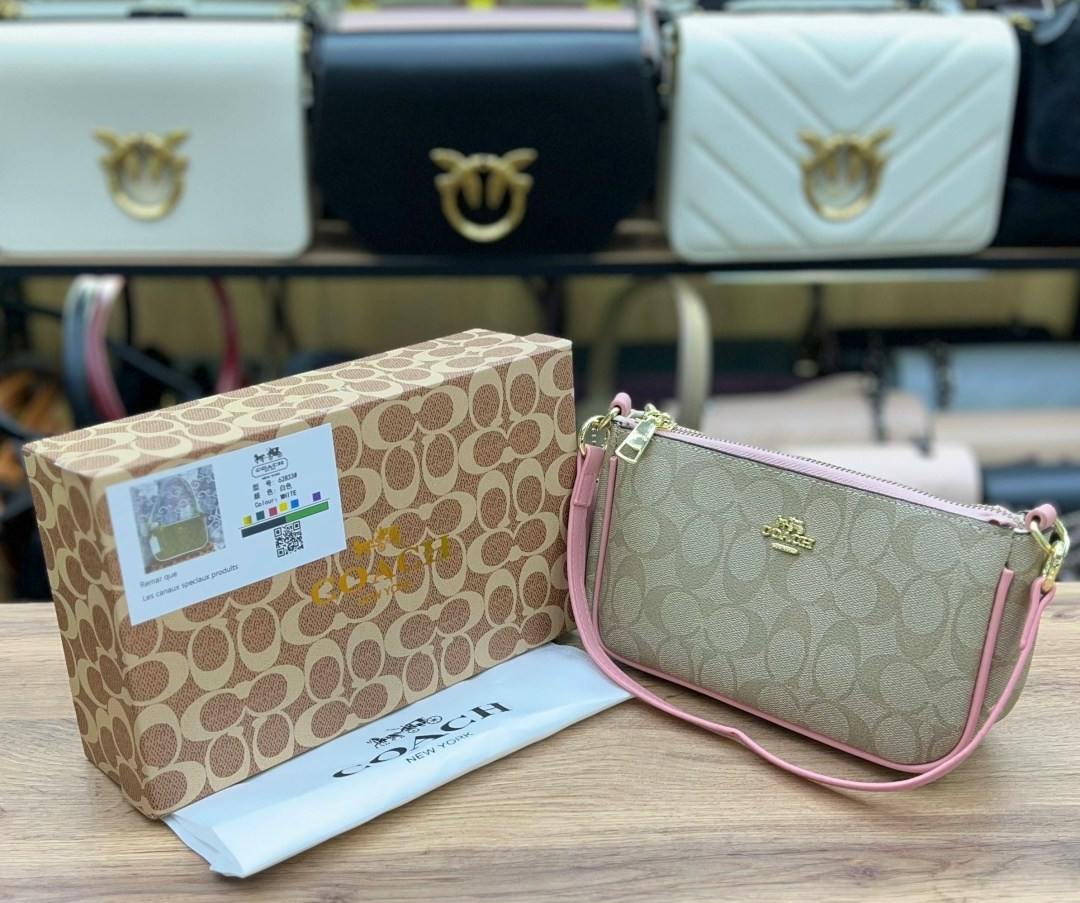 сумка coach,сумка coach на плечо,сумка женская coach,женская сумка,сумка