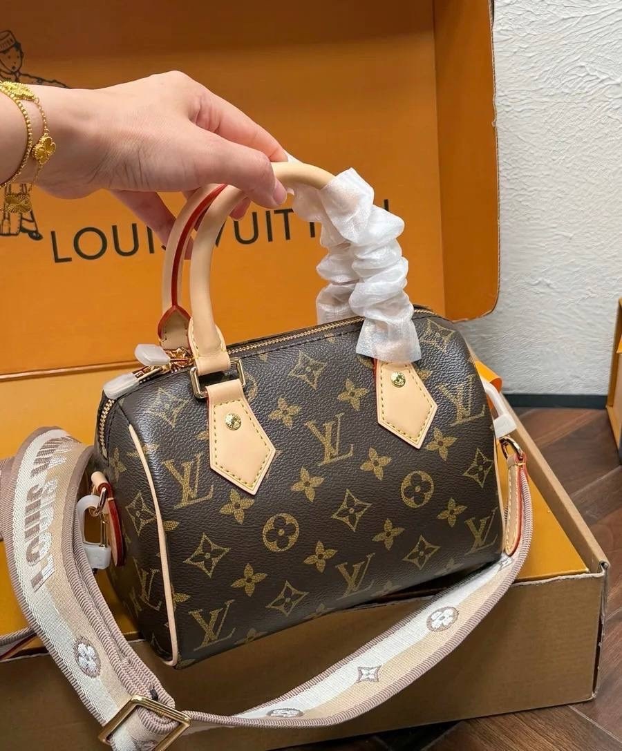 louis vuitton сумка,louis vuitton женская сумка,сумка луи виттон коробка,сумка луи виттон альма,сумка louis vuitton speedy 30