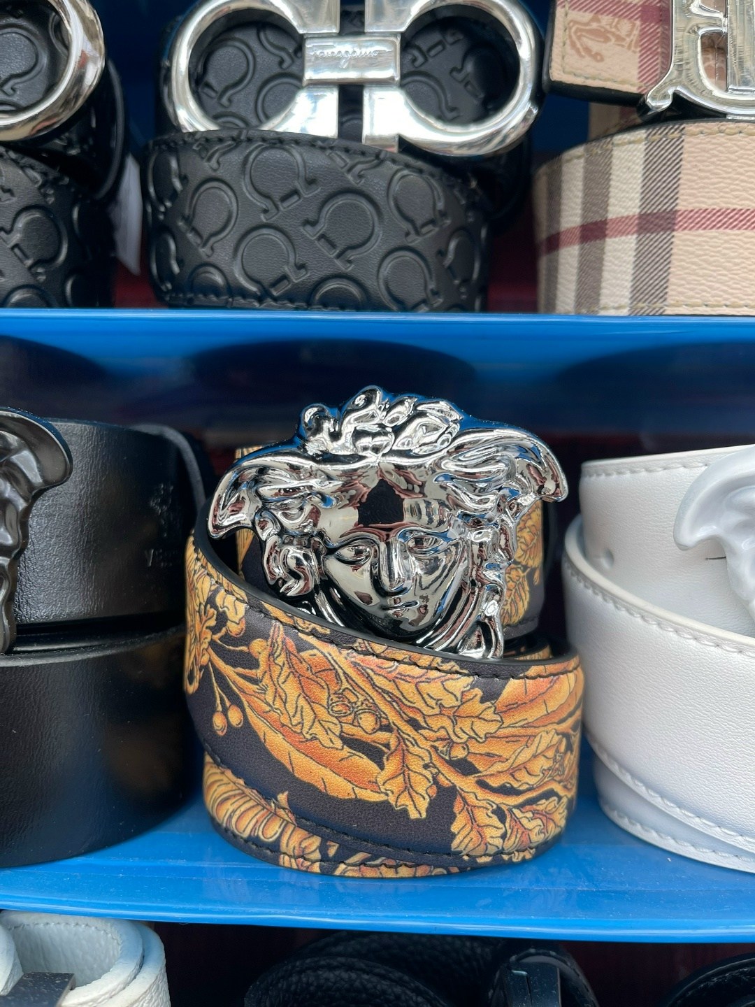мужской ремень versace,пояс мужской versace,versace ремень,ремень версаче,ремень с пряжкой medusa и логотипом versace черный
