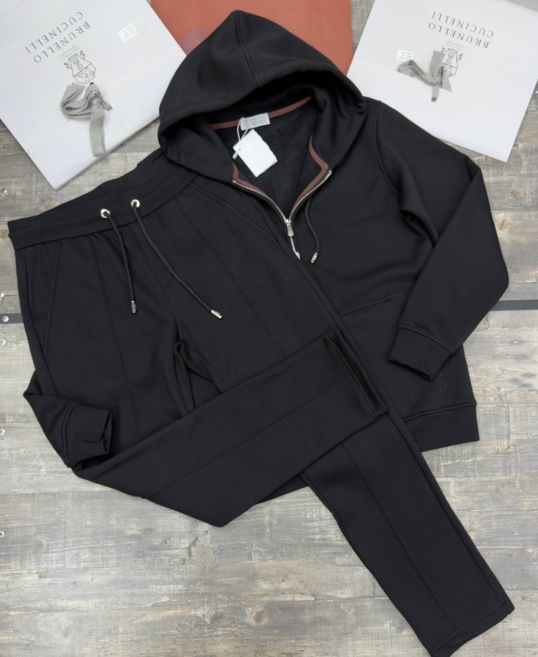 спортивный костюм brunello cucinelli,спортивный костюм мужской brunello cucinelli,костюм brunello cucinelli,спортивный костюм loro piana,спортивные костюмы