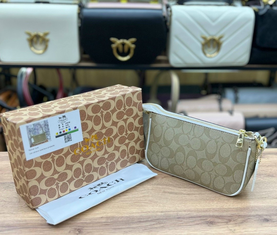 сумка coach,сумка coach на плечо,сумка женская coach,женская сумка,сумка