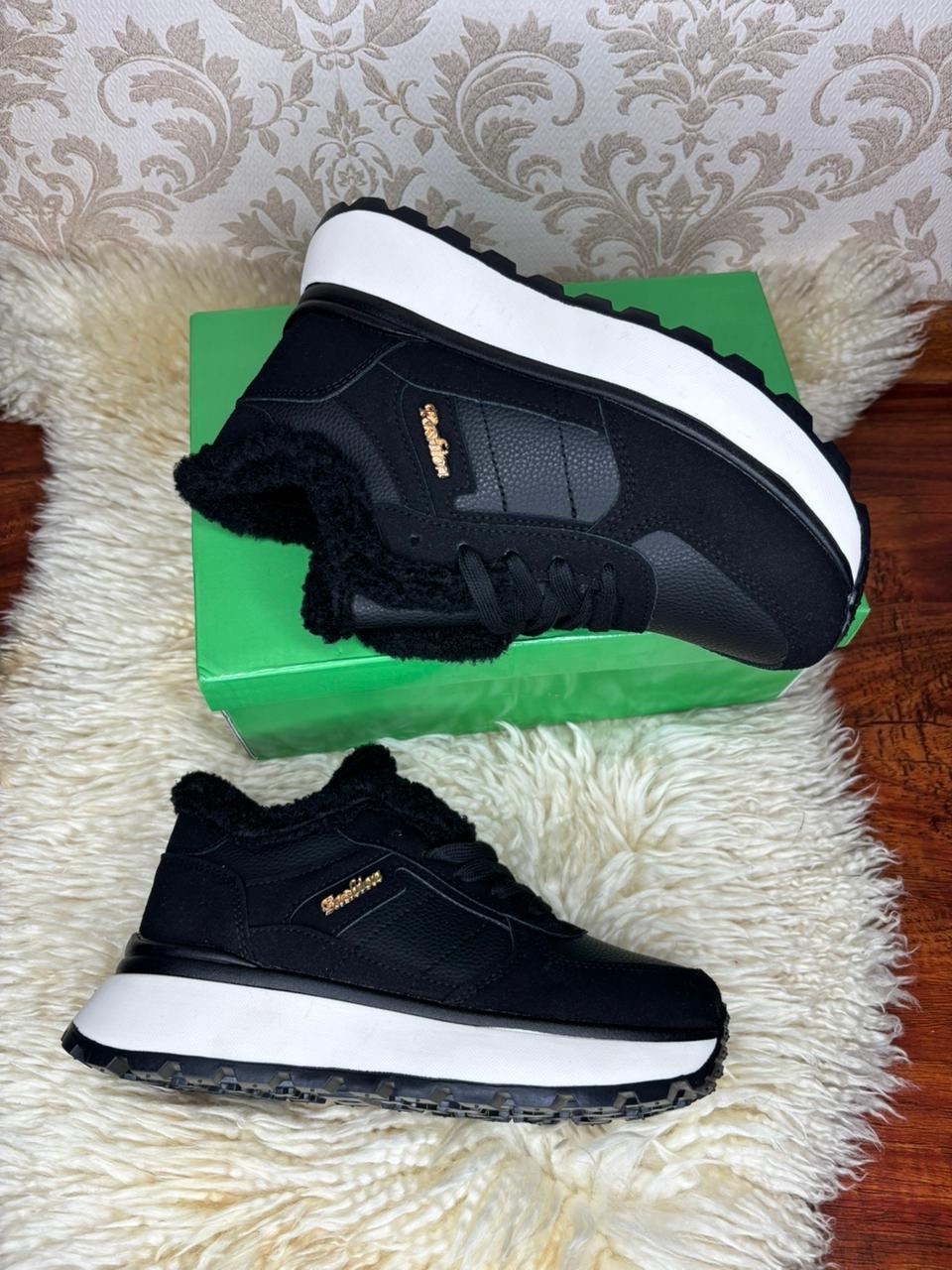 кроссовки женскиe,зимние кроссовки adidas,кроссовки зимние женские,,зимние кроссовки