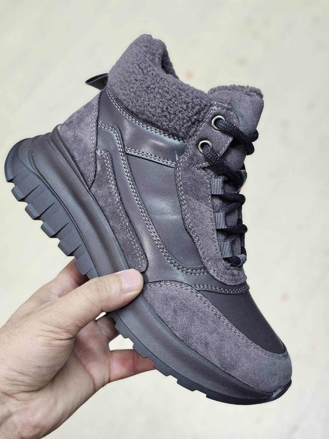 кроссовки женские зимние с мехом monkey shoes,кроссовки зимние женские,зимние кроссовки,,зимние кроссовки женские с мехом
