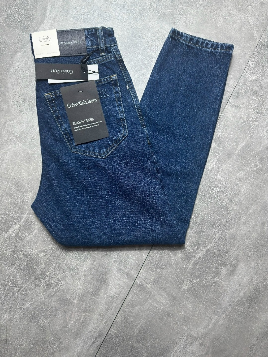 мужские джинсы,мужские светло-синие джинсы calvin klein,джинсы для мужчин,джинсы мужские прямые,джинсы мужские оригинальные calvin klein