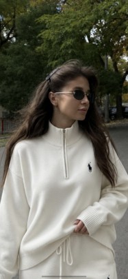 Свитер