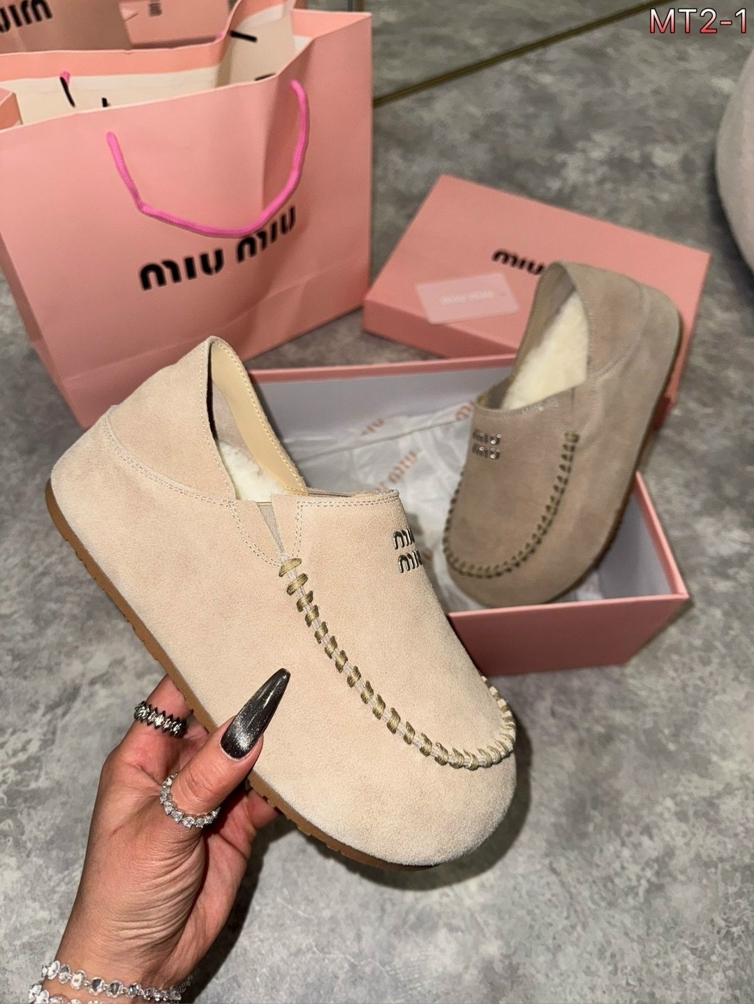 ,женская ,лоферы женские,мюли miu miu,лоферы с мехам