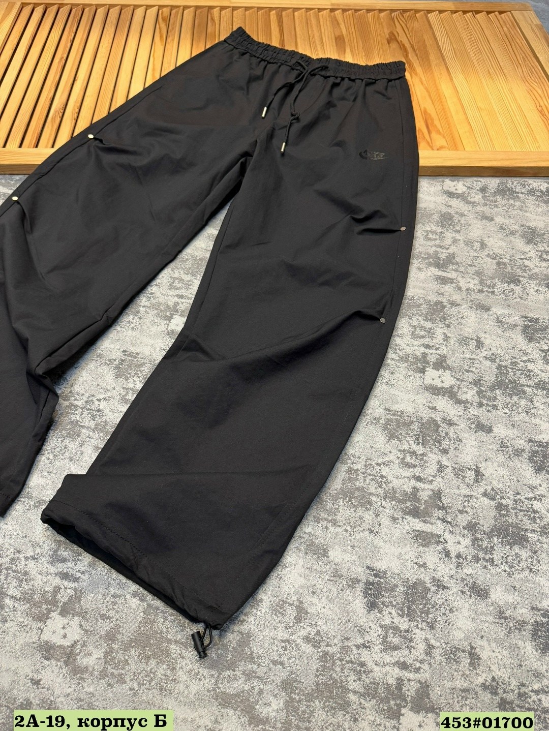 плащевые штаны big swoosh летние найк джоггеры nike 396985725,плащевые штаны big swoosh летние найк джоггеры nike,спортивные брюки,спортивные штаны nike,спортивные брюки мужские