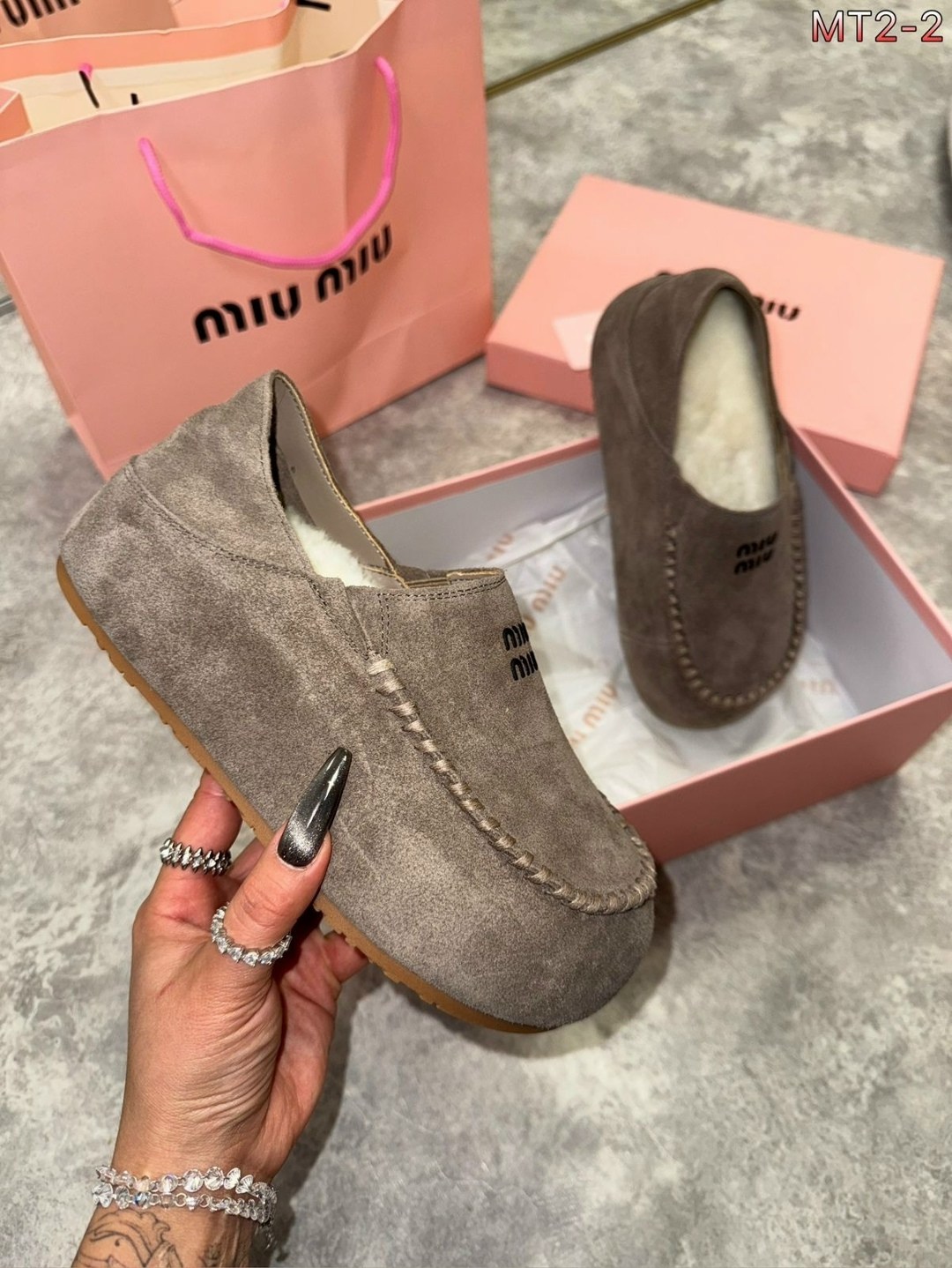 ,женская ,лоферы женские,мюли miu miu,лоферы с мехам