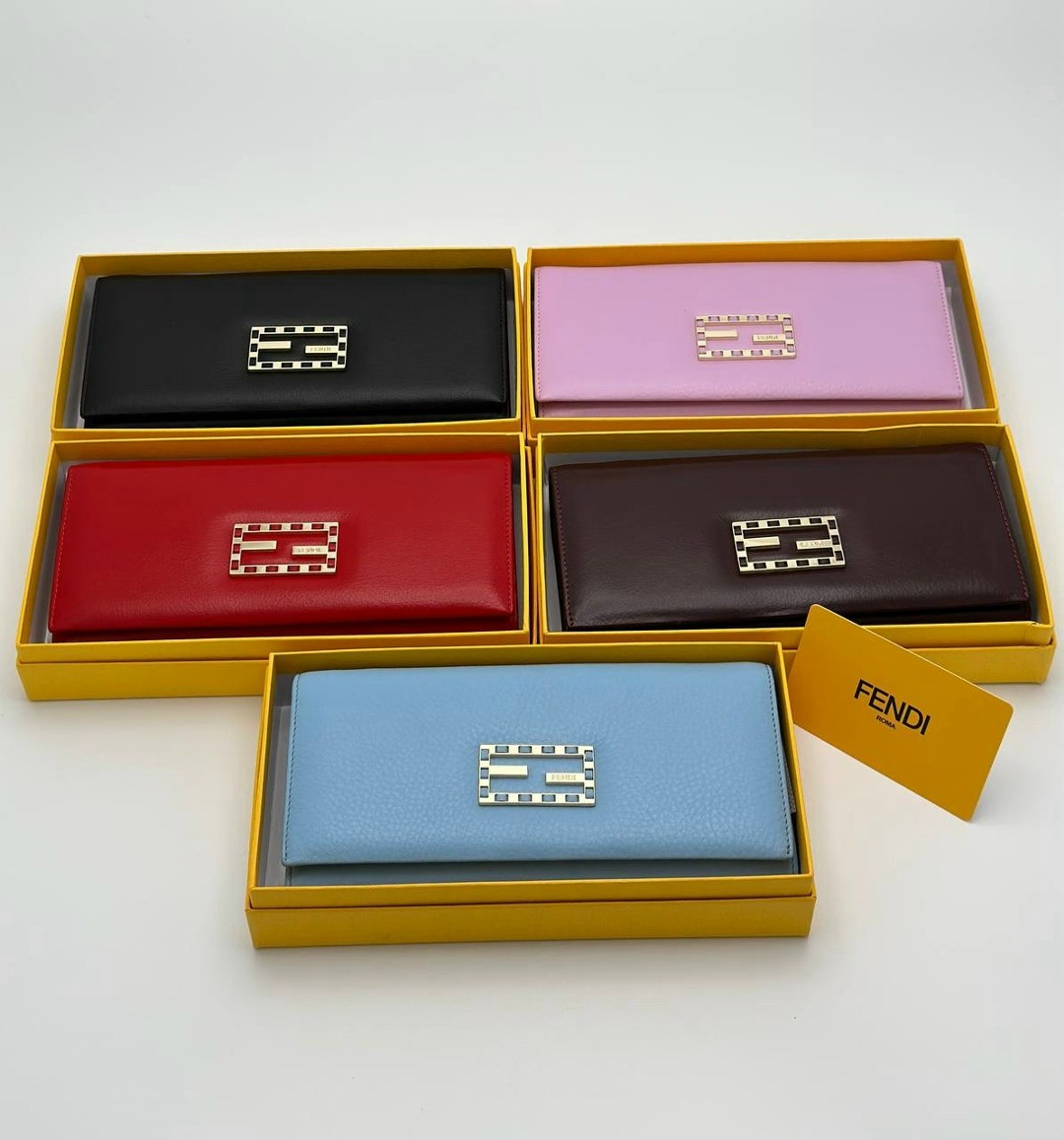 кошелек fendi,fendi женский кошелек,брендовый кошелек fendi,fendi fendi,fendi сумка