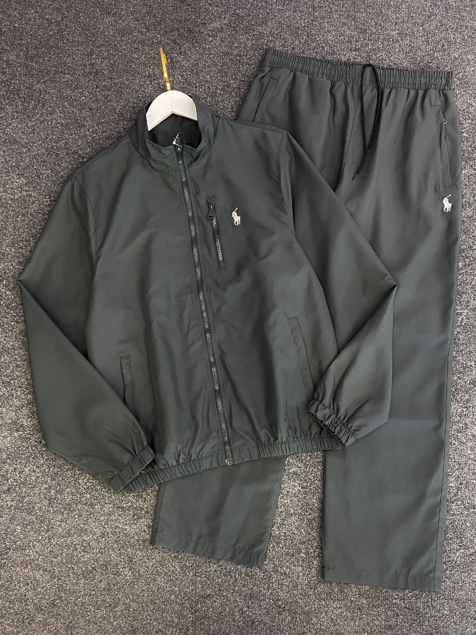 спортивный костюм brunello cucinelli,спортивный костюм,спортивный костюм мужской,спортивный костюм stefano ricci,спортивный костюм fonz ferroni