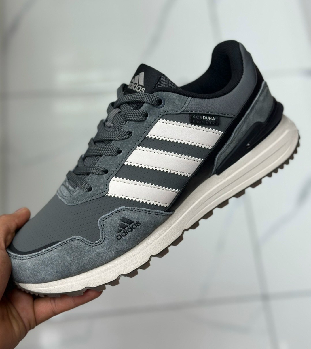 кроссовки adidas,кроссовки мужские adidas,кроссовки адидас haven мужские,кроссовки adidas retropy,кроссовки адидас