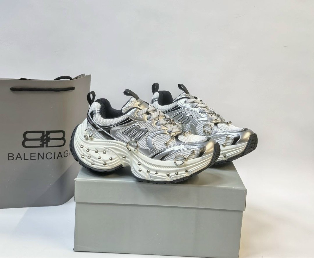 кроссовки женские balenciaga,balenciaga кроссовки,баленсиага кроссовки женские, balenciaga,кроссовки 3xl sneaker массивные на шнуровке balenciaga