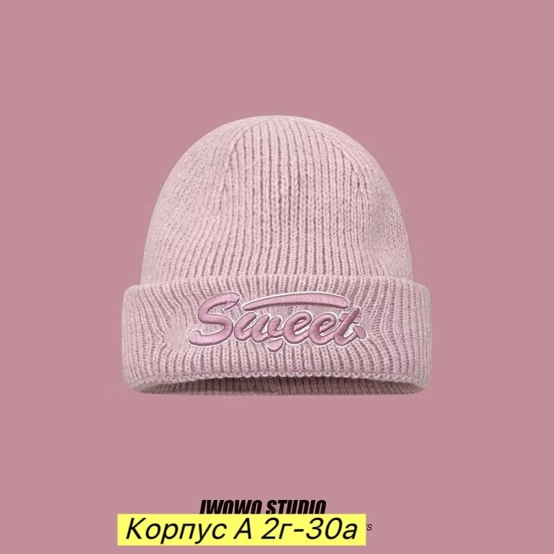 шапка бини,вязаная шапка,шапка с вышивкой,зимние шапки,шапка трикотажная женская