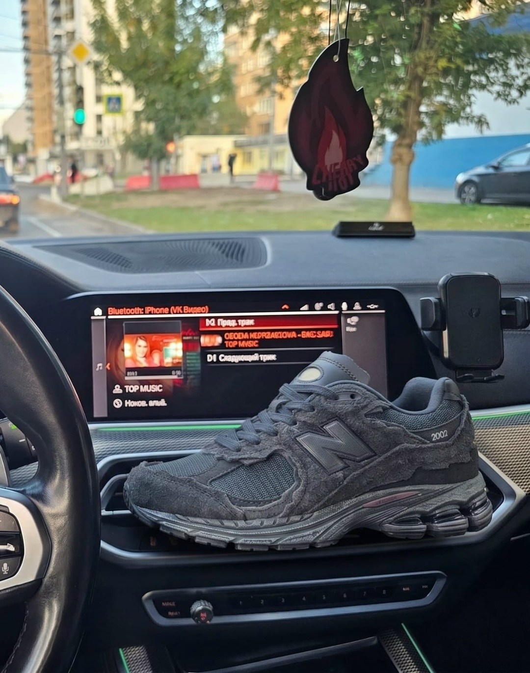 кроссовки new balance 9060,кроссовки,кроссовки new balance 990,кроссовки new balance 2002 r,new balance 2002r protection pack phantom