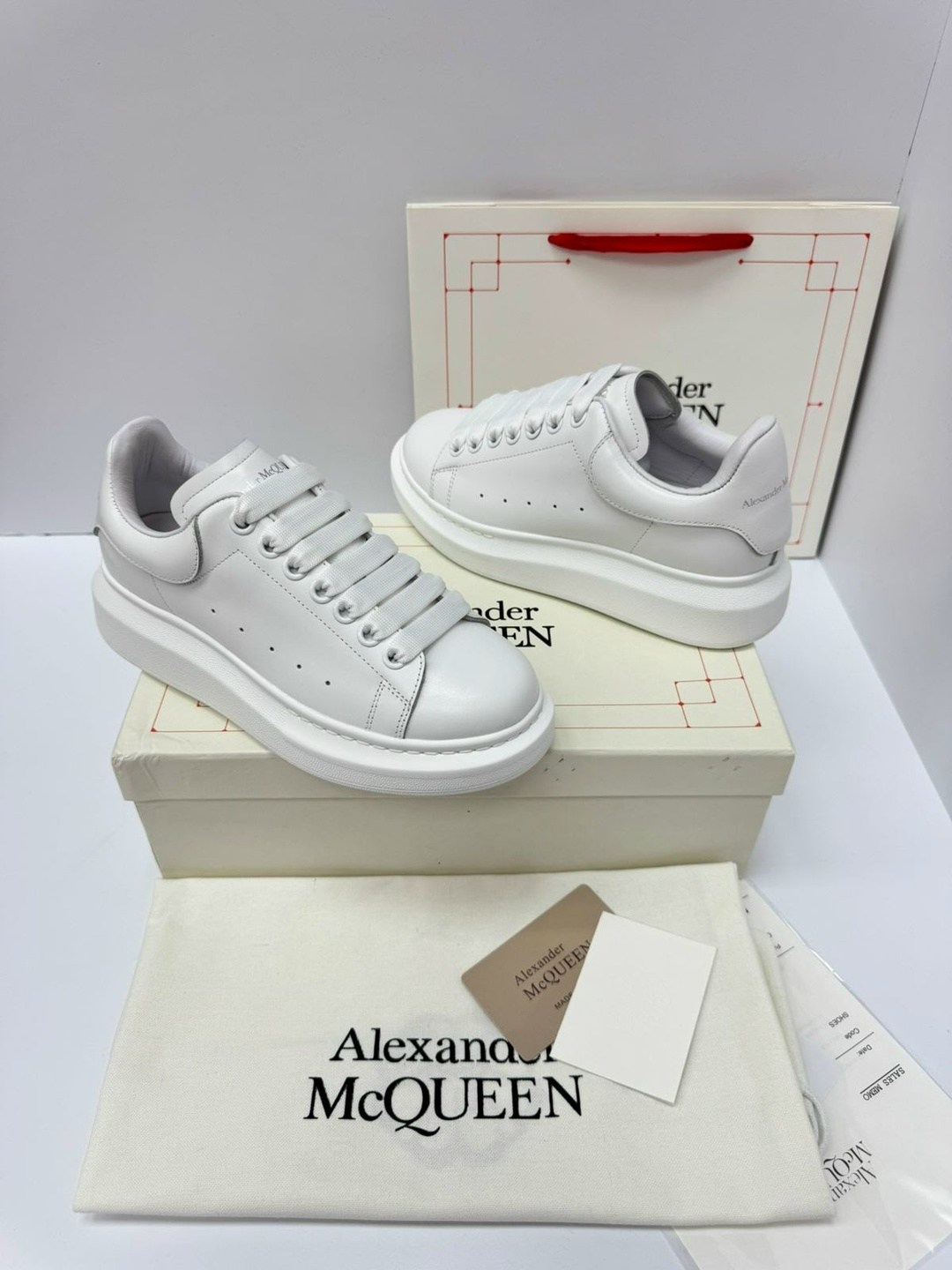 кроссовки женские alexander mcqueen,кроссовки alexander mcqueen,кроссовки alexander mcqueen белые,alexander mcqueen кеды,alexander mcqueen кроссовки мужские белые