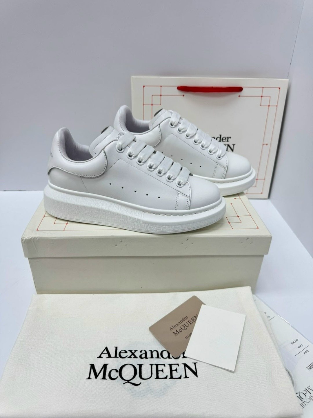 кроссовки женские alexander mcqueen,кроссовки alexander mcqueen,кроссовки alexander mcqueen белые,alexander mcqueen кеды,alexander mcqueen кроссовки мужские белые