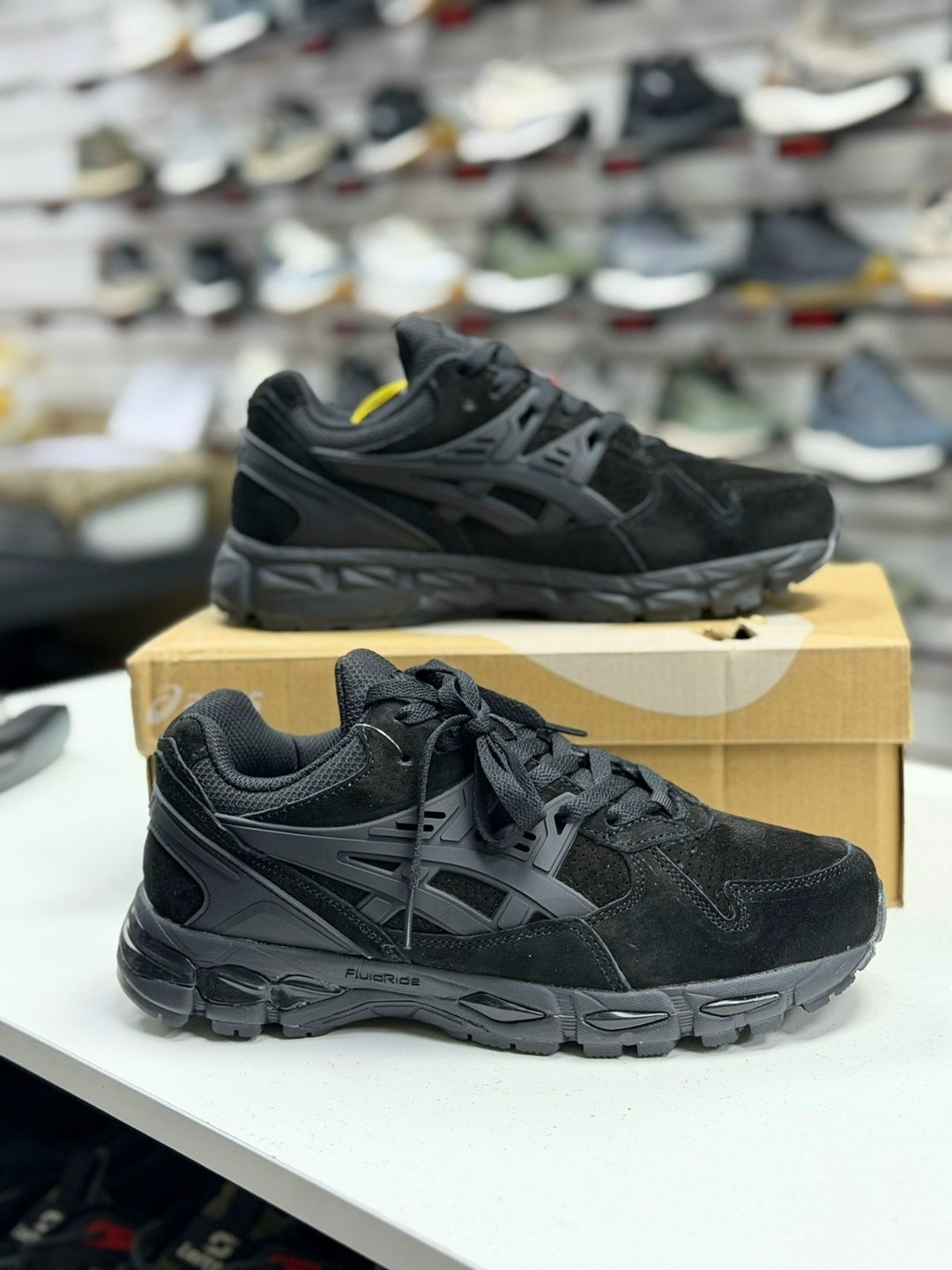мужские кроссовки asics,мужской кроссовки,кроссовки asics,кроссовки asics gel kayano trainer,кроссовки