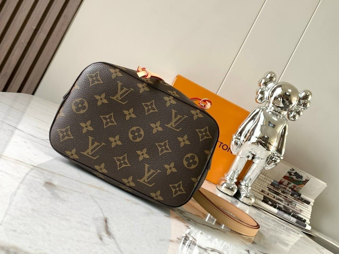 cумка louis vuitton,louis vuitton сумка на плечо,сумка женская louis vuitton,сумка торба louis vuitton,louis vuitton сумка на плечо ведро
