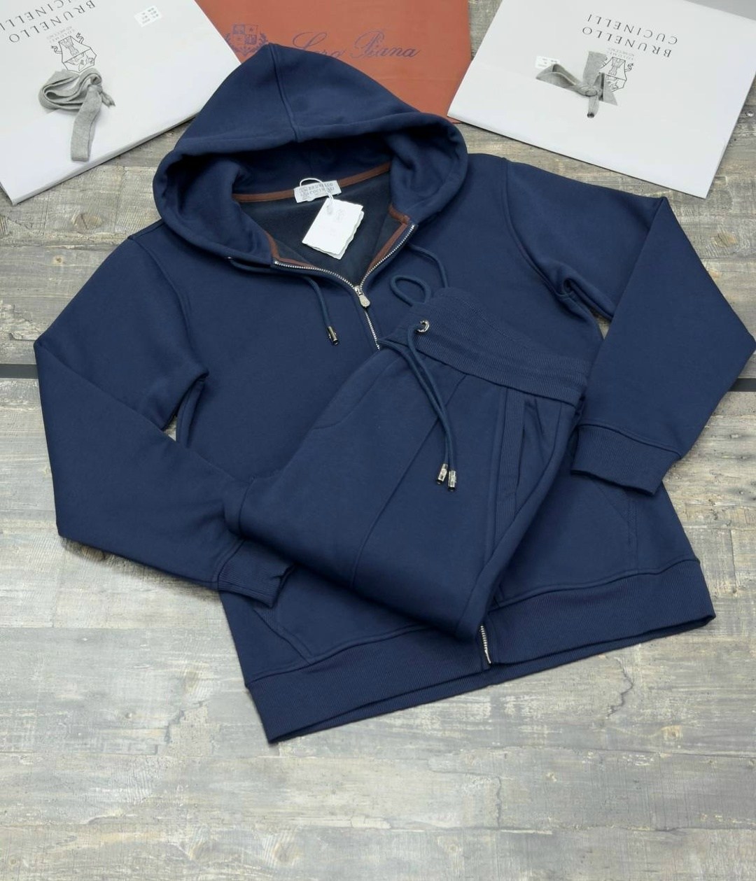 спортивный костюм brunello cucinelli,мужской спортивный костюм brunello cucinelli,спортивный костюм loro piana,brunello cucinelli костюм,спортивный костюм brunello cucinelli premium navy