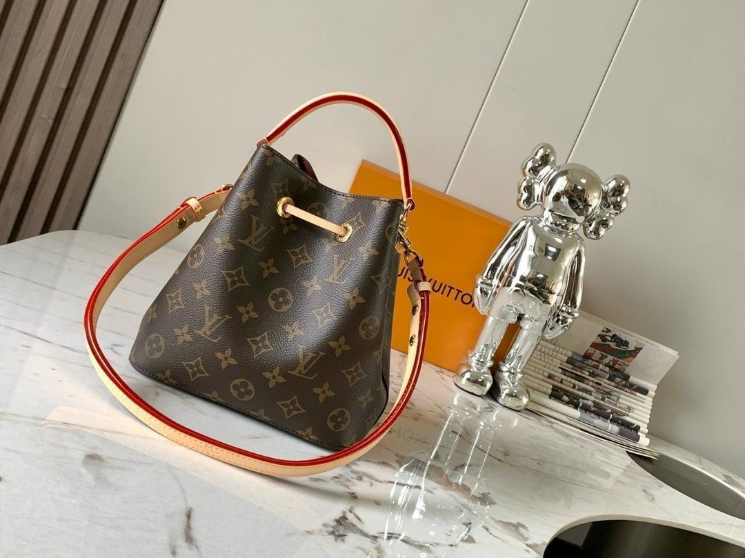 cумка louis vuitton,louis vuitton сумка на плечо,сумка женская louis vuitton,сумка торба louis vuitton,louis vuitton сумка на плечо ведро