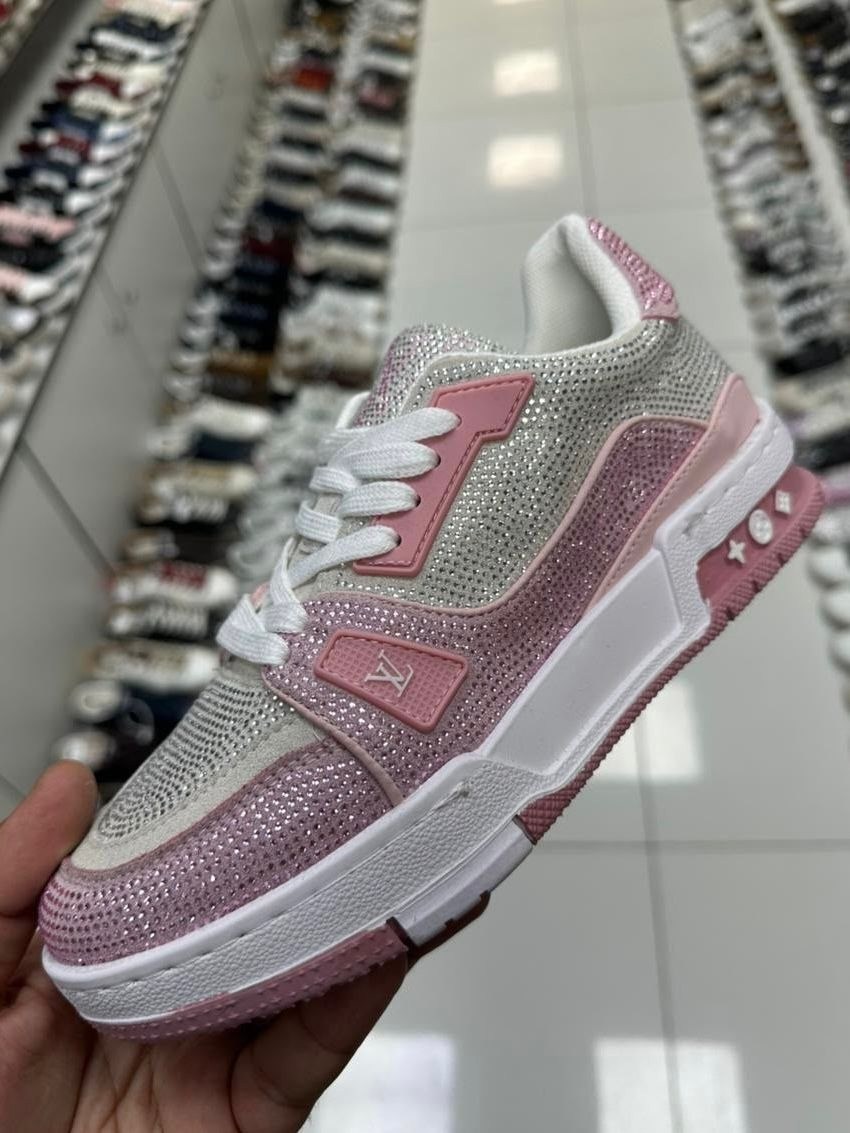 кроссовки louis vuitton trainer,louis vuitton кроссовки,луи виттон кроссовки женские,кроссовки,мужской кроссовки