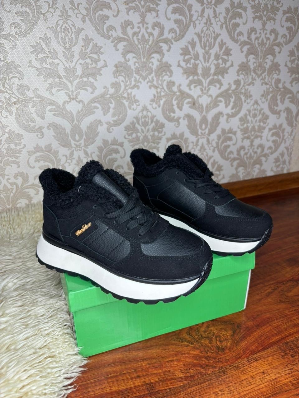 кроссовки женскиe,зимние кроссовки adidas,кроссовки зимние женские,,зимние кроссовки