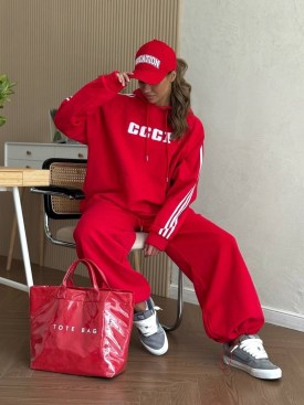 Костюм