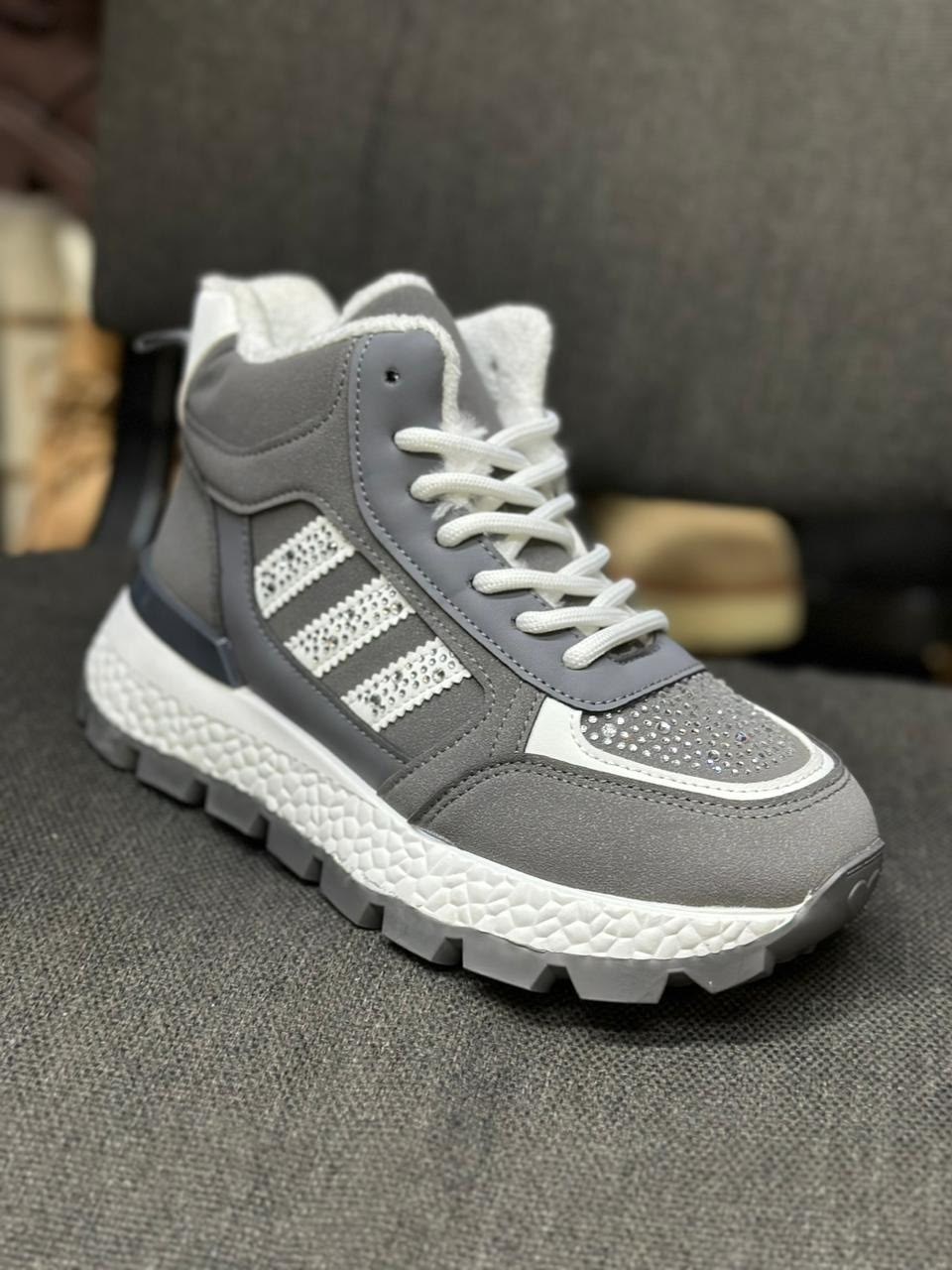 кроссовки зимние adidas,,кроссовки мужские зимние adidas,кроссовки зимние,кроссовки adidas