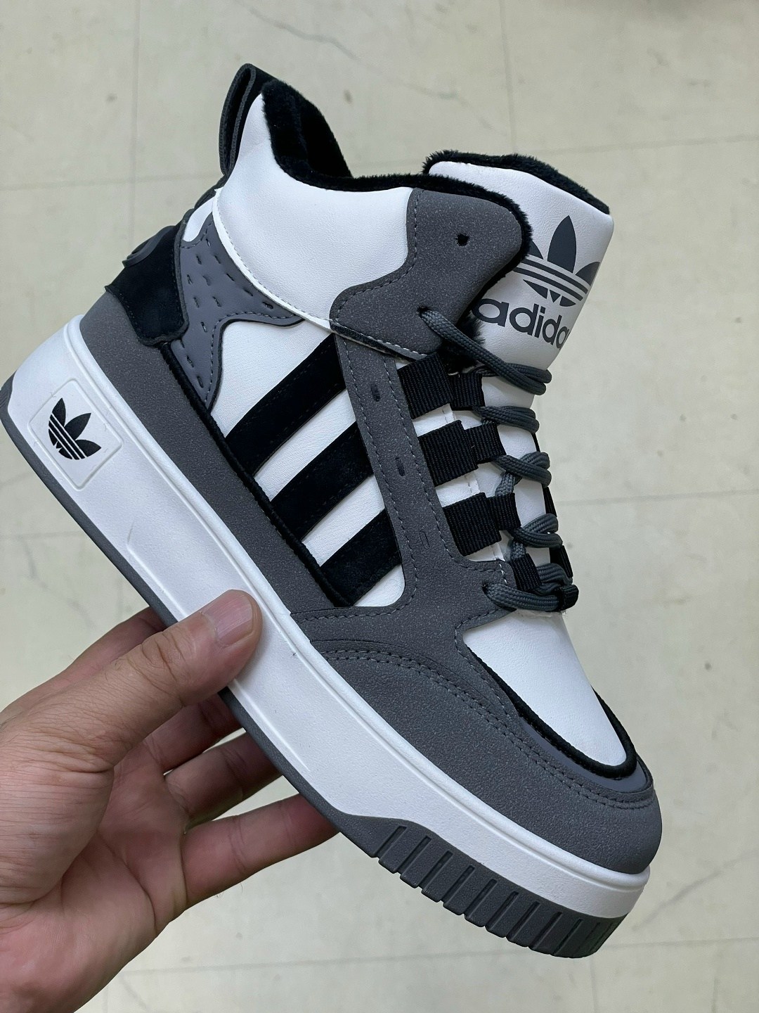 зимние кроссовки adidas,кроссовки adidas,мужские зимние кроссовки adidas,кроссовки мужские,кроссовки зимние