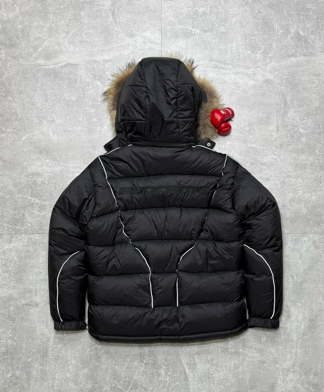пуховик supreme x jordan,зимняя куртка пуховик,пуховик зимний мужской,пуховик jordan essential,куртка пуховик