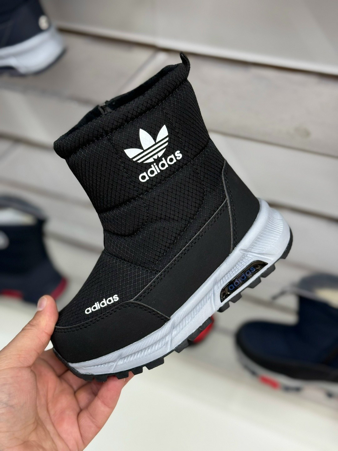 дутики adidas,дутики адидас,,зимние сапоги adidas,детские дутики