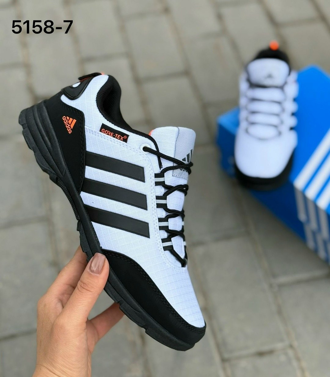 кроссовки adidas,кроссовки мужские adidas,мужской кроссовки,кроссовки,спортивная