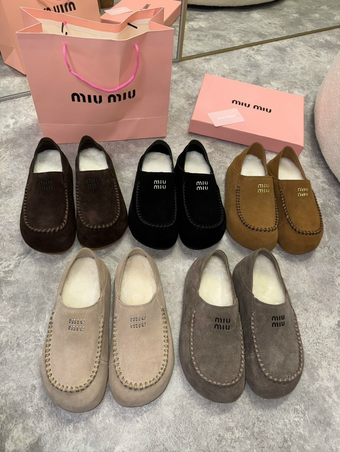 ,женская ,лоферы женские,мюли miu miu,лоферы с мехам