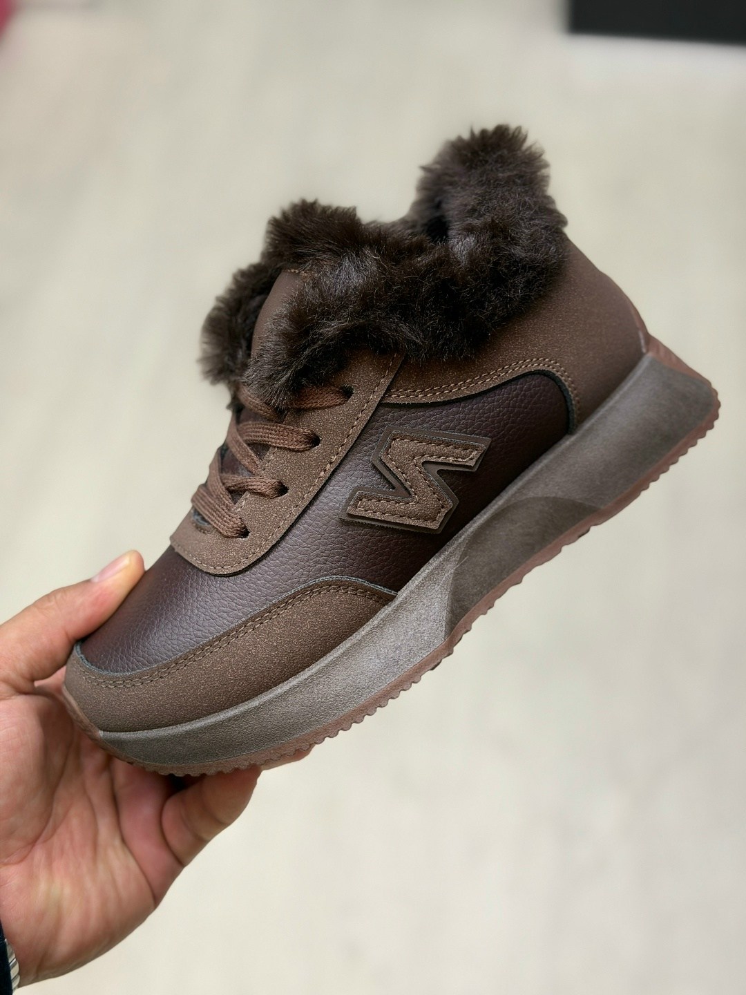 ,зимние кроссовки,кроссовки женские зимние,зимние кроссовки new balance,зимние кроссовки new balance 574 черные