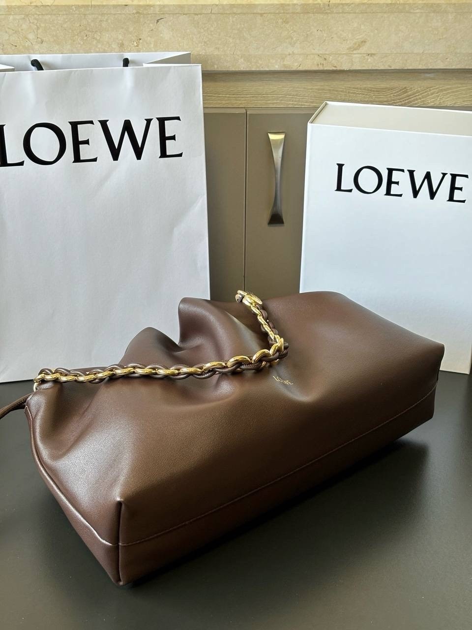 сумка loewe,сумка loewe 30-20 см натуральная кожа,сумка женская loewe кожаное облако,сумка loewe flamenco purse,loewe сумка-мешок